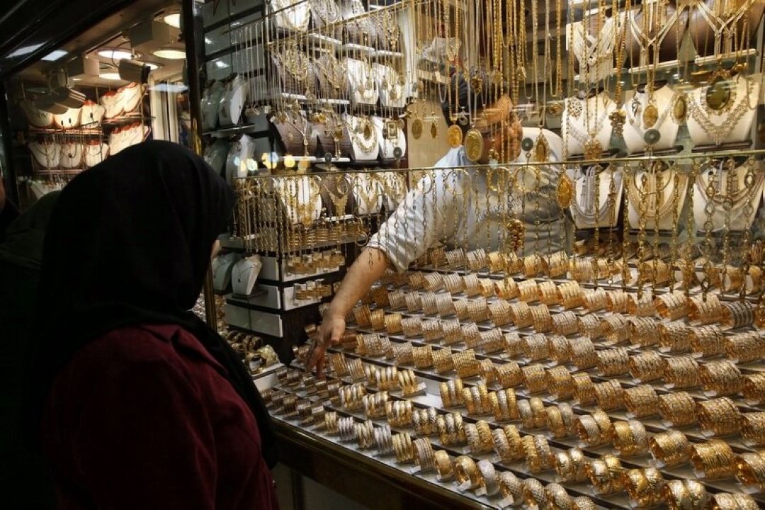 رشد جهانی طلا، بازار داخلی را هم صعودی كرد؛ نقره هنوز چشم‌انداز روشنی ندارد