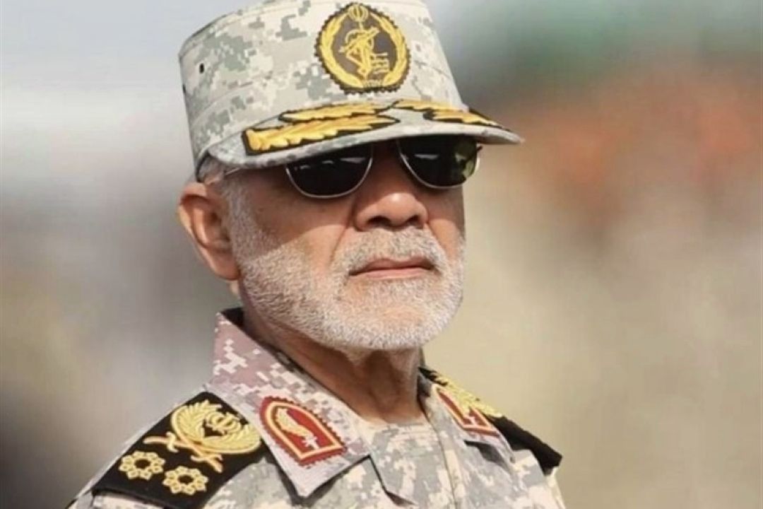 سرلشكر عبداللهی: كمك به ارتش متجاوز آمریكا یعنی مشاركت با دشمن ما