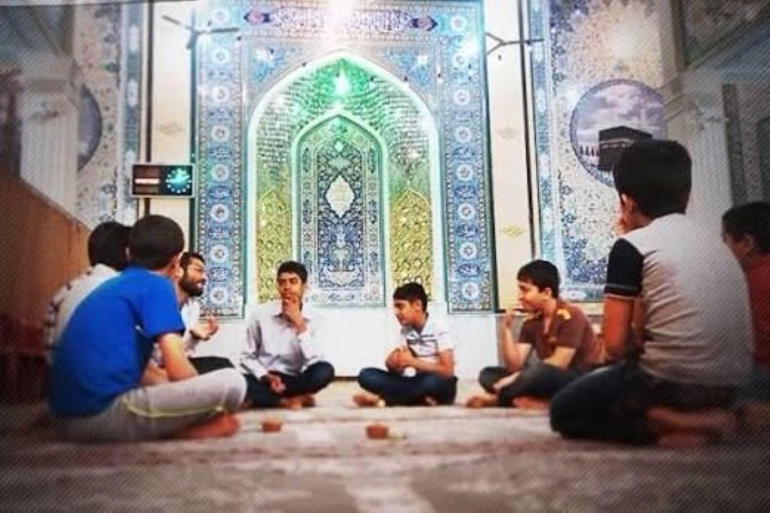  مسجد مدرن، خانه‌ای برای همه: راهكارهای جذب جوانان به مسجد در عصر دیجیتال