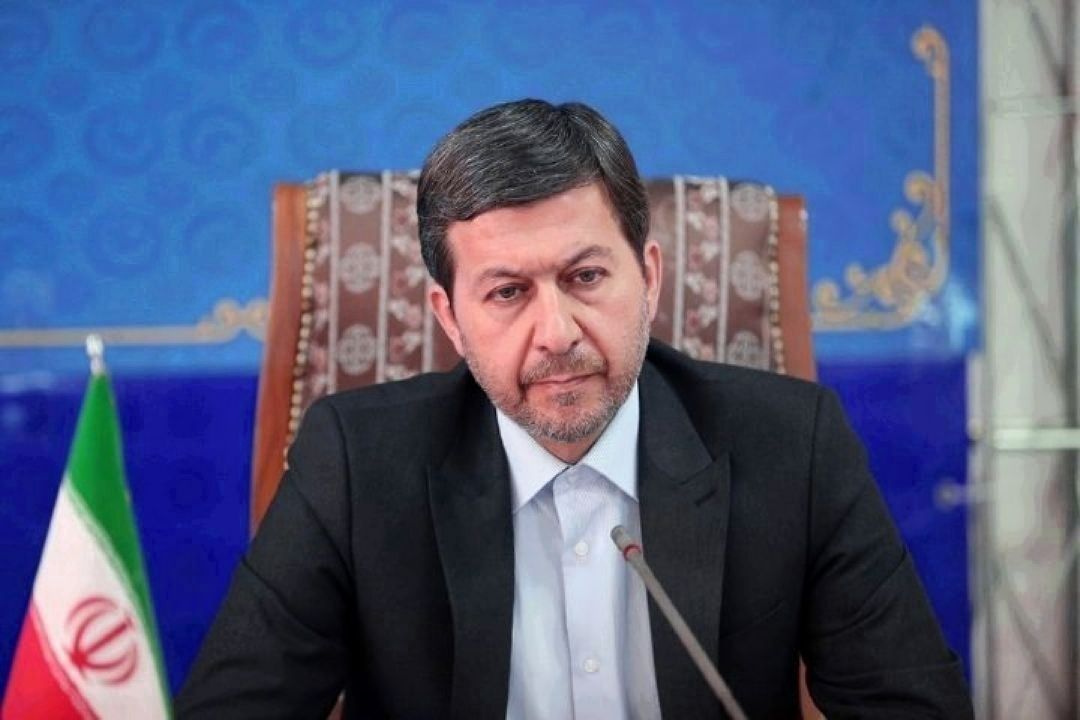 استاندار باید تمام زندگی خود را وقف استان كند/ رفع مسائل اصفهان نیازمند همت ملی است