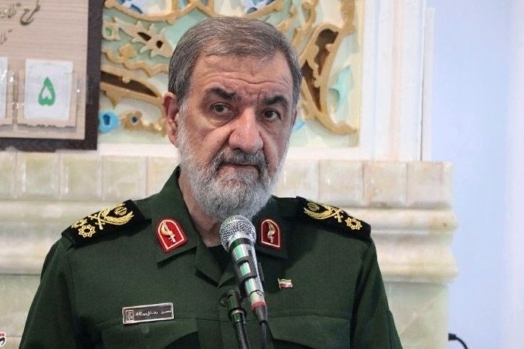رضایی: جنگ اقتصادی ادامه یابد یك قطره نفت از تنگه هرمز صادر نخواهد شد