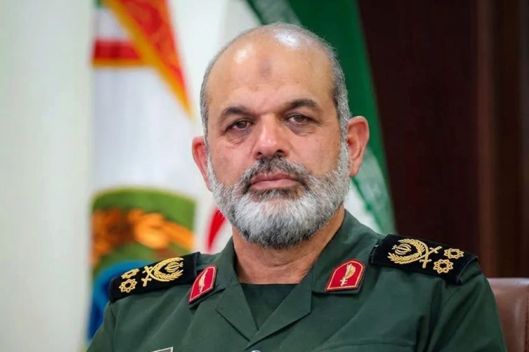 همكاری دولت و سپاه می‌تواند ظرفیت‌های اقتصادی و مردمی كشور را فعال كند