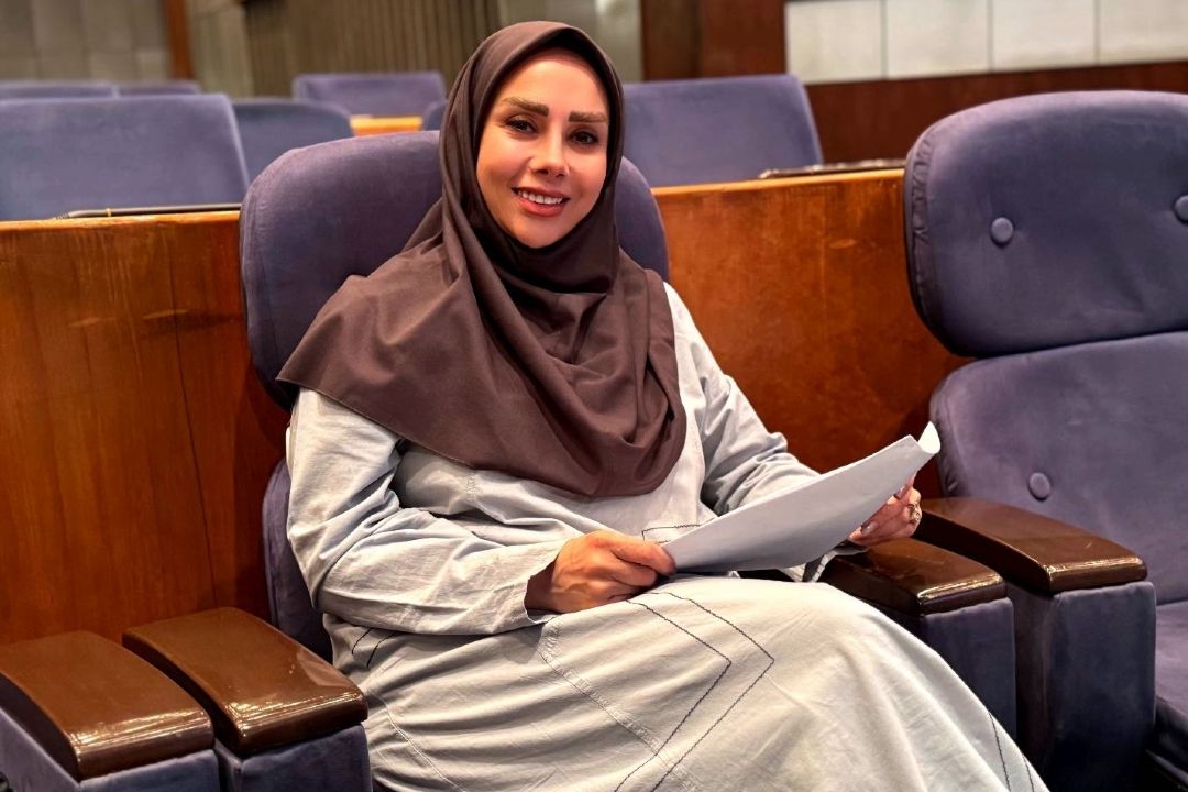 فاطمه آل‌عباس سكان‌دار اجرای اختتامیه پنجمین جشنواره رادیویی پژواك