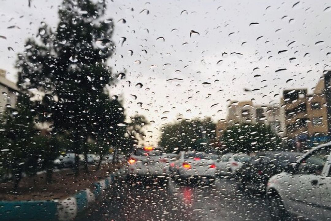 هشدار تداوم و تشدید بارش‌ها در 8 استان؛ تهران 5 درجه خنك‌تر می‌شود