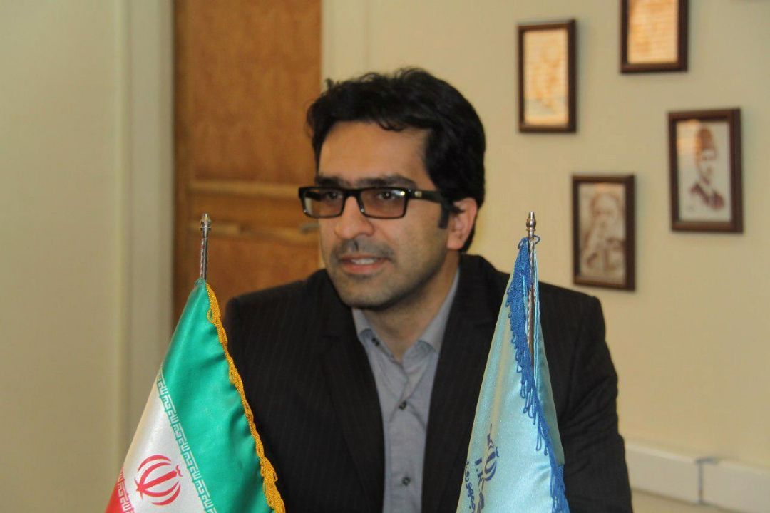 حضور دكتر مظفر پاسدار  شیرازی مدیر كل حوزه ریاست سازمان اسناد و كتابخانه ملی در رادیو فرهنگ