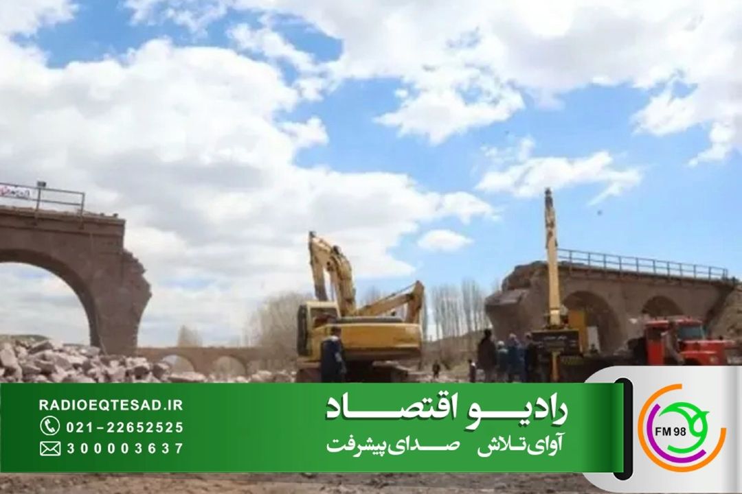 از توسعه راه‌های روستایی جنوب كرمان و بازسازی جهادی زیرساخت‌های جاده‌ای در «آزادراه»