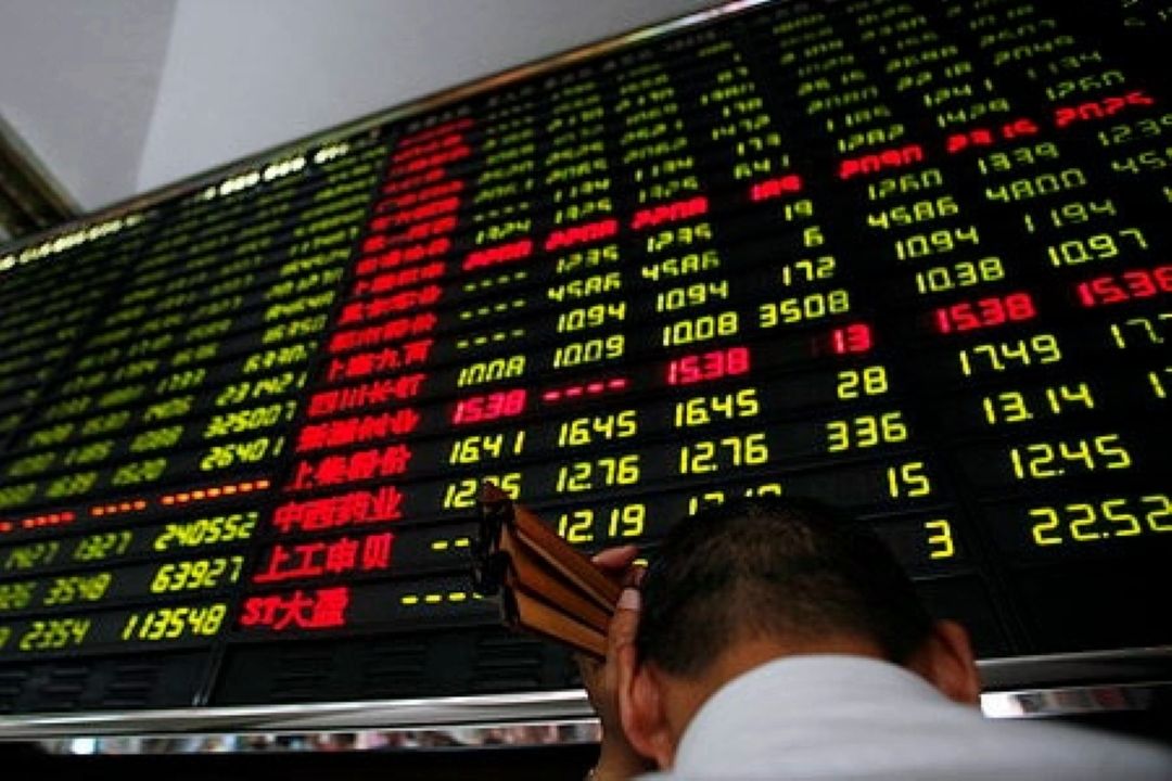 اصلاح شاخص پس از رشد پرقدرت بورس؛ خروج 1500 میلیارد تومان از صندوق‌های درآمد ثابت