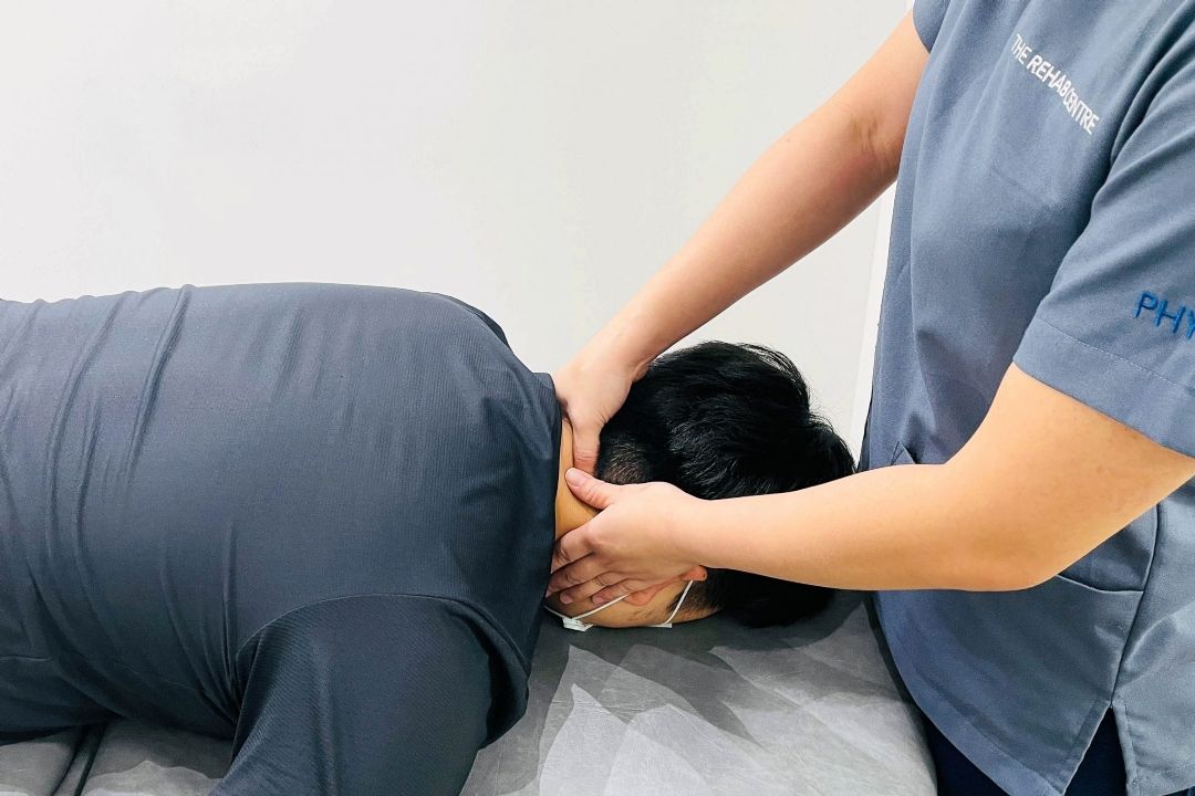  هشدار درباره خطر مرگبار شكستن قولنج توسط افراد غیرمتخصص