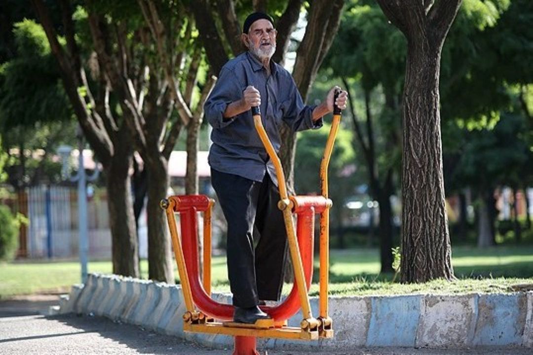  توسعه فعالیت بدنی و باشگاه‌های سالمندان در دستور كار وزارت ورزش