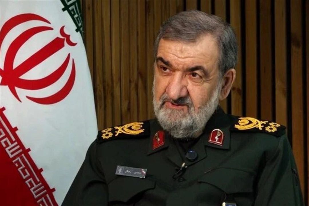 سرلشكر رضایی: آمریكا جلب اعتماد كند تا مذاكره كنیم