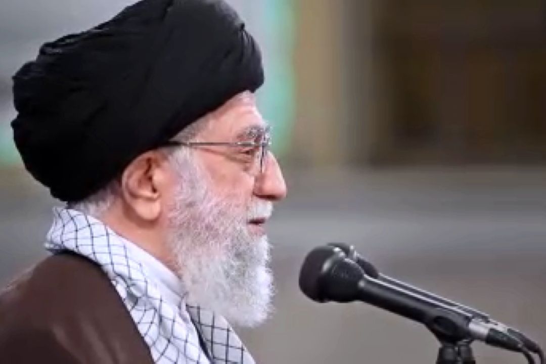 اشاره اخیر رهبرانقلاب از تلاش عقیم دشمن در فضای مجازی درباره حجاب