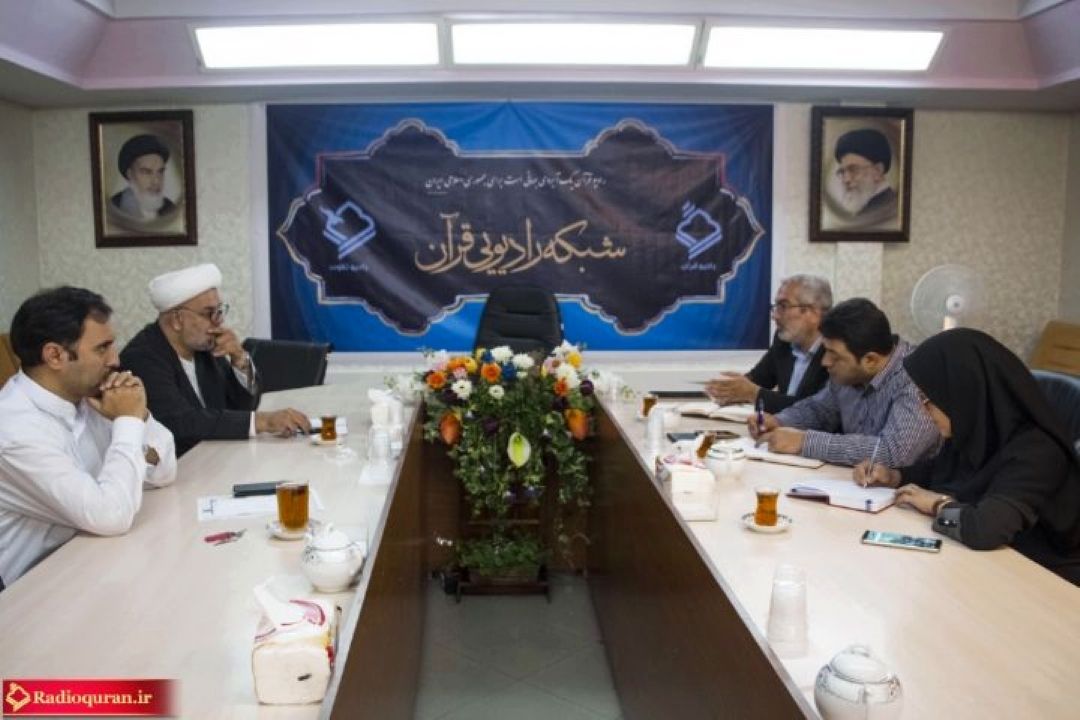 تفاهم نامه رادیو قرآن با شركت آب منطقه ای تهران با هدف تغییر مدیریت نگرش مصرف آب 