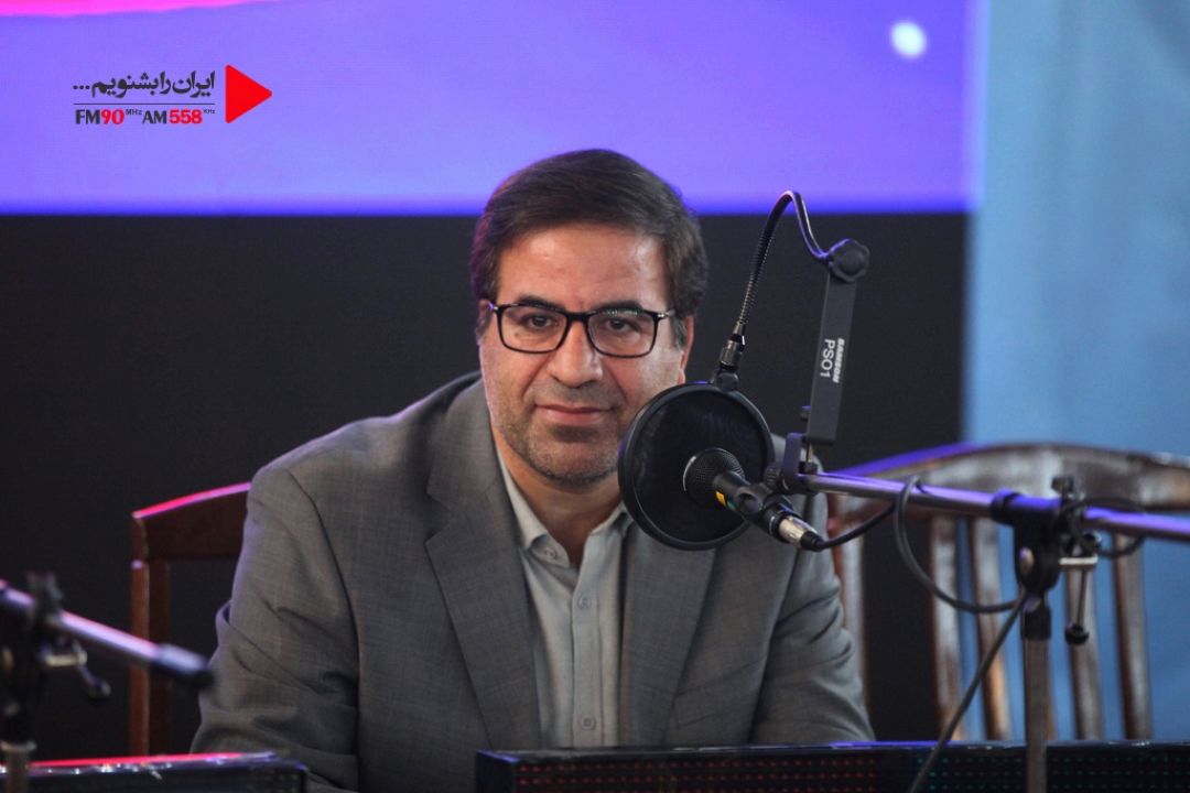 تابستانی پر نشاط در رادیو ایران/مسابقه طنز مردمی «صبح جمعه با شما»