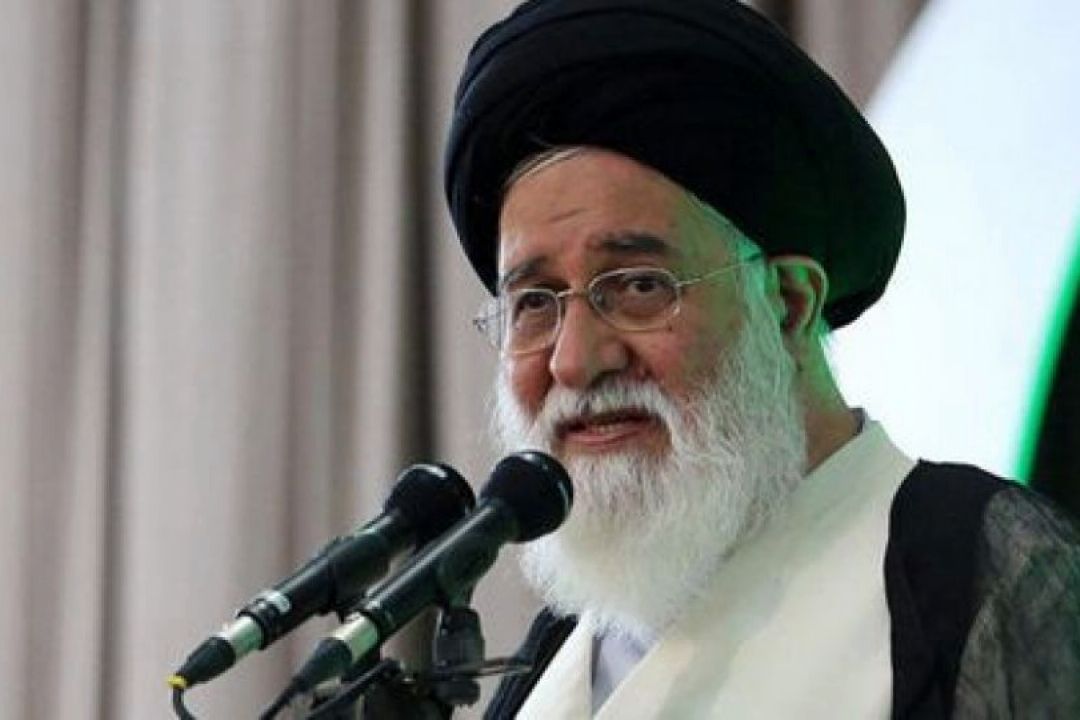 آیت الله علم الهدی: كسی در منصب حكومتی و سیاسی در اطراف خود ندارم