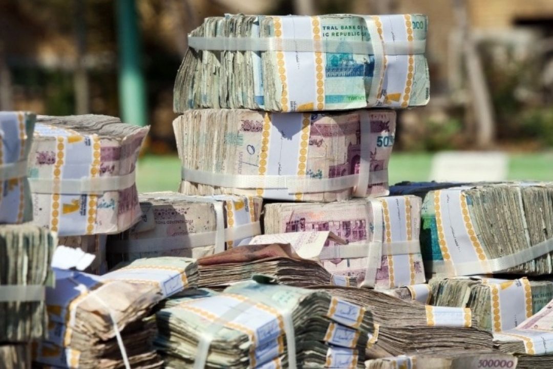 بازار سرمایه عامل جذب نقدینگی سرگردان