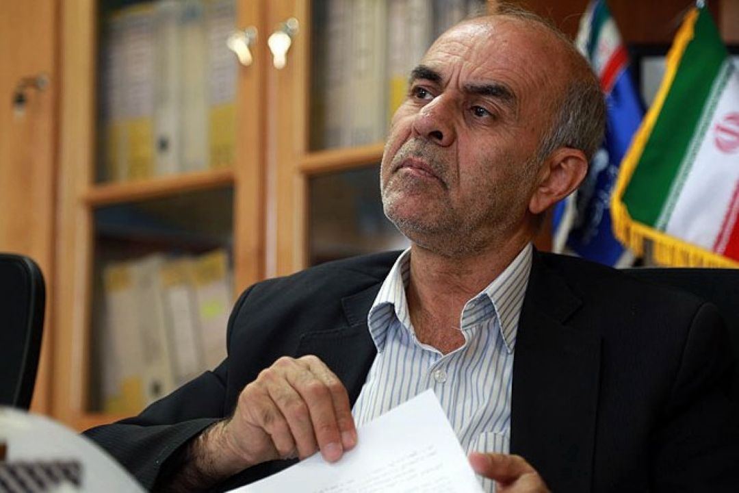 سرمایه گذاری در صنعت نفت؛ تنها راه گذر از خام فروشی 