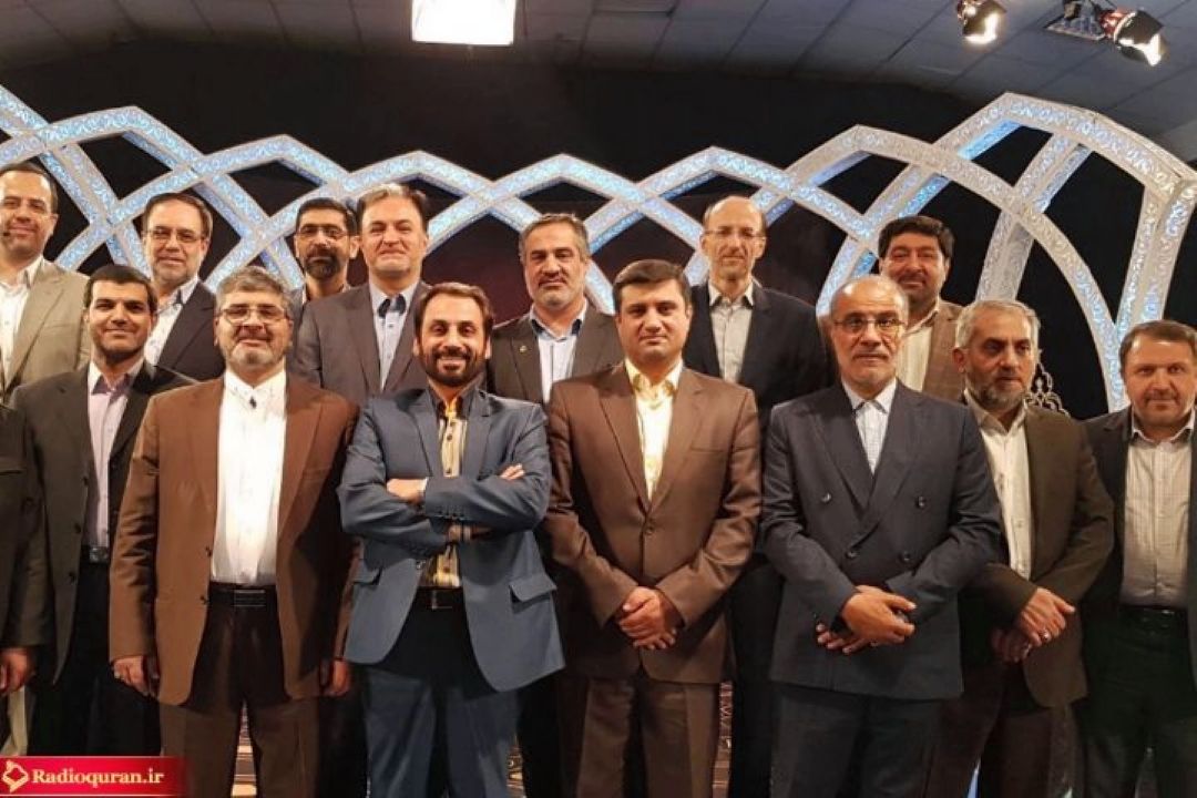  مدیر رادیو قرآن از محل برگزاری مسابقات سراسری قرآن بازدید كرد 