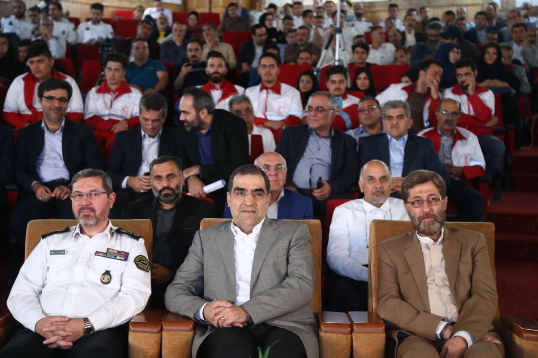 شاه آبادی: راهكار ویژه پیشگیری از سوانح را هنرمندان رسانه ملی ارائه می‌دهند/وزیر بهداشت: صداوسیما باید فرهنگ استفاده از وسیله نقلیه را جا بیندازد