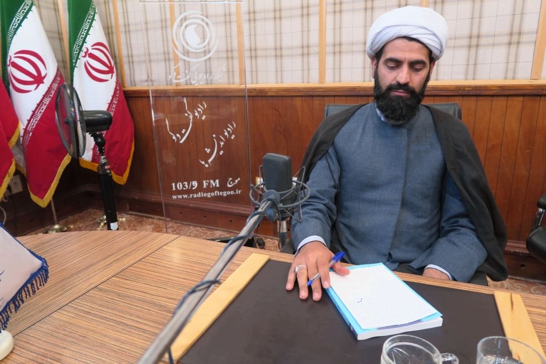 خطبه غدیریه مرز حق و باطل را مشخص می كند