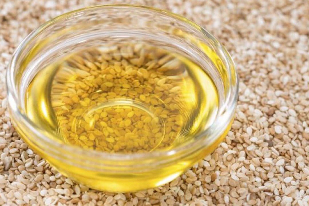 میزان روغن دهی كنجد 50 درصد است