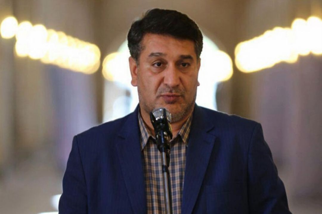 عدم مدیریت درست عامل نابسامانی بازار خودرو