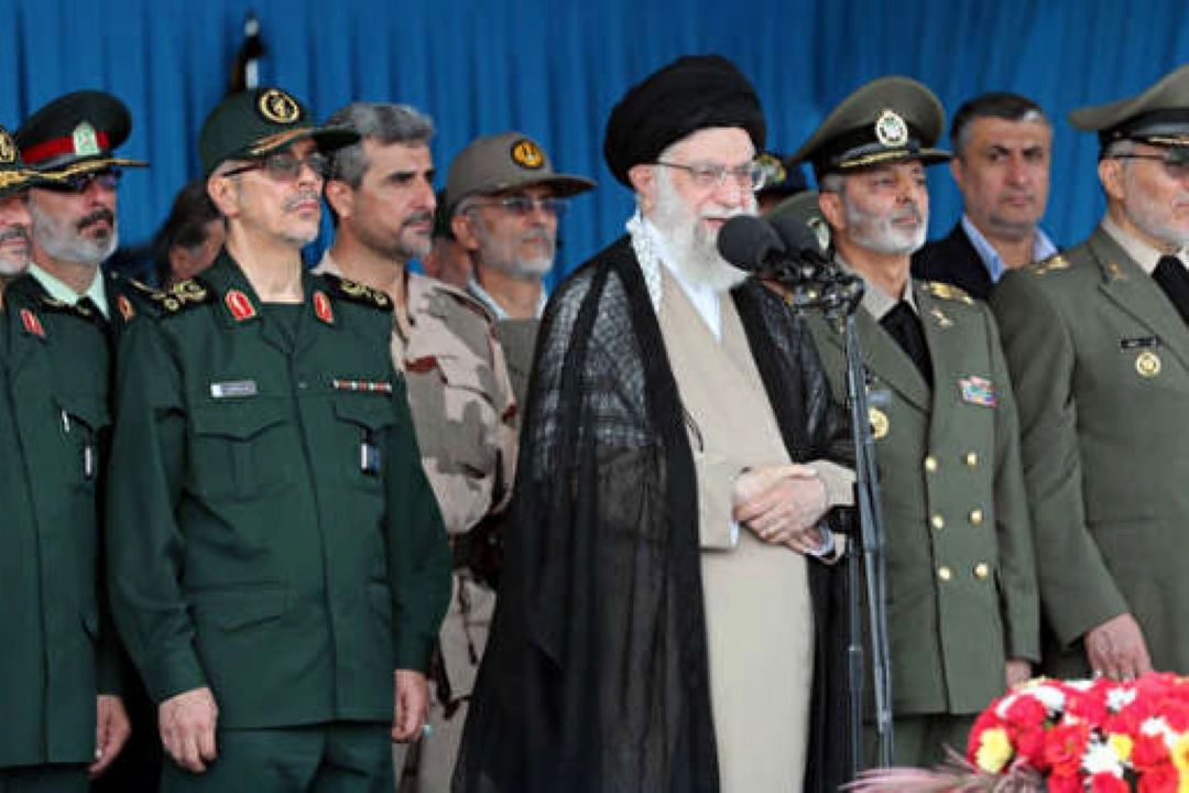 فرمانده كل قوا در مراسم دانش‌آموختگی دانشجویان دانشگاه‌های ارتش: ملت ایران از اخم آمریكا نهراسید و آن را به شكست كشاند