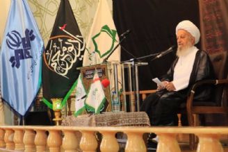 آیت الله مكارم شیرازی : رادیو محرم می تواند به یك دانشگاه و مكتبی برای ترویج فرهنگ عاشورایی تبدیل شود
