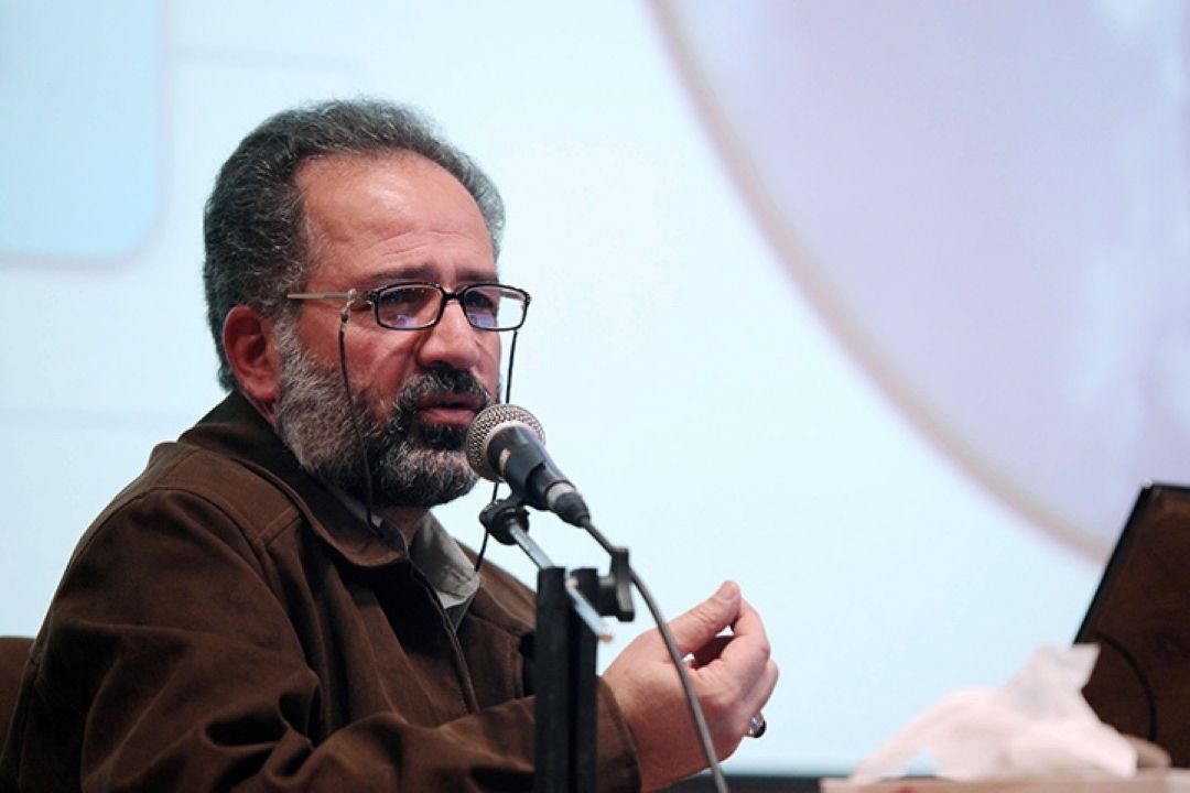كلاه سفیدها به دستور امریكا سوریه را بمباران شیمیایی می كنند
