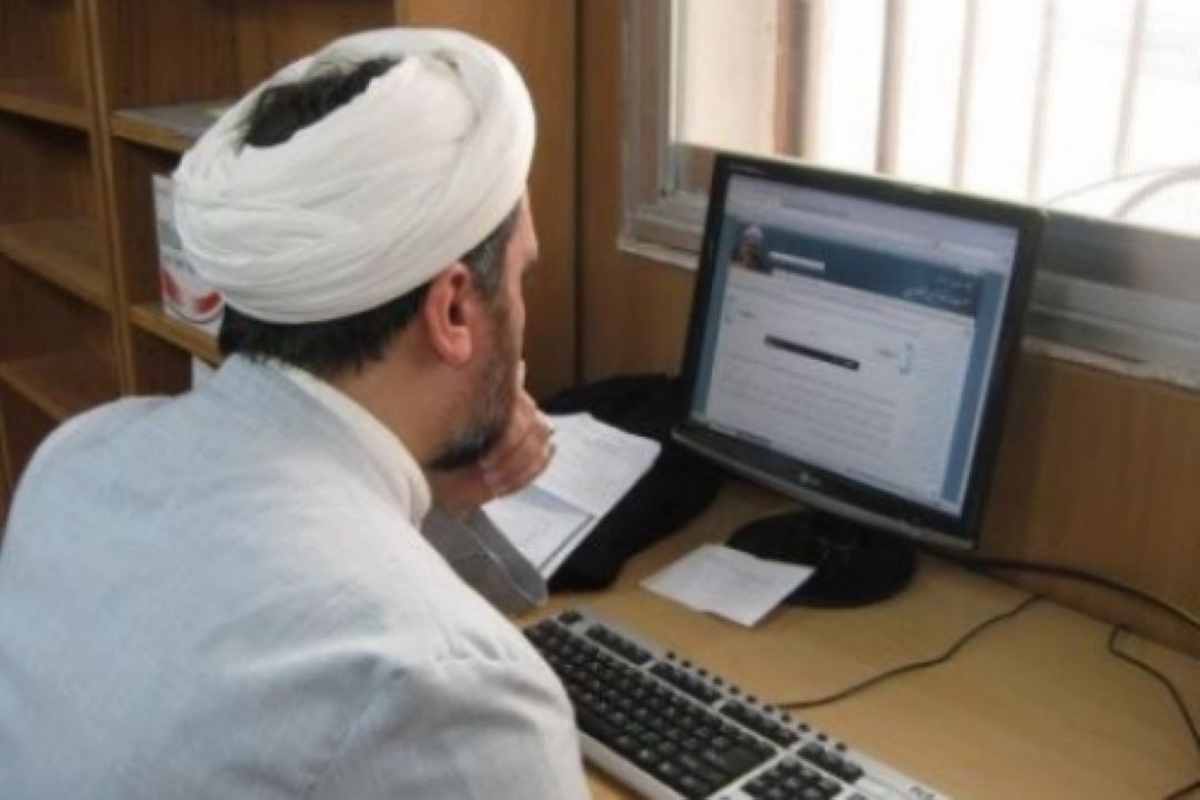 حوزویان و علما باید با فن خطابه در فضای مجازی آشنا شوند