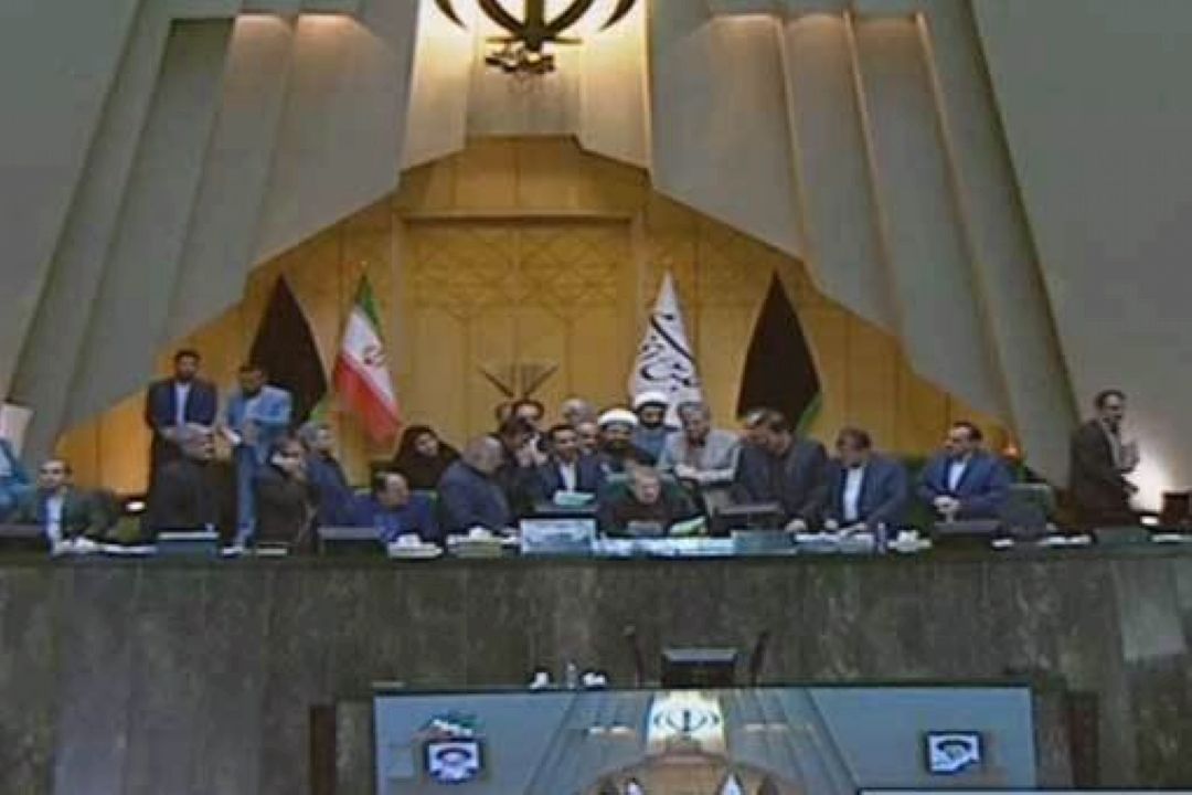 در بررسی صلاحیت ها؛ وزرای پیشنهادی رای آوردند 