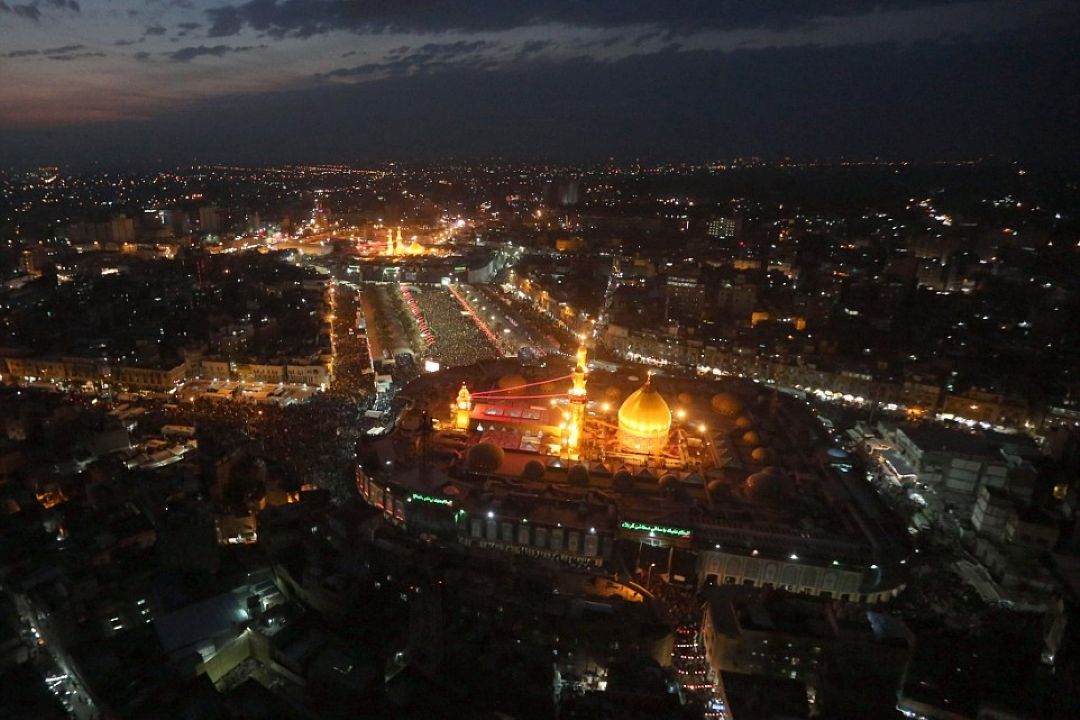 "الحسین یجمعنا" 