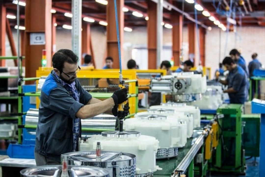 كمبود و گرانی مواد اولیه مشكل بزرگ تولید