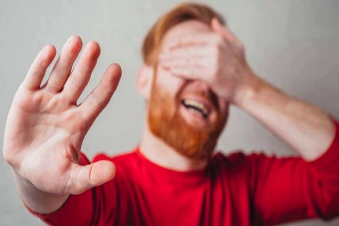 «صبح صبا» و نگاهی طنز به "افراد خجالتی"