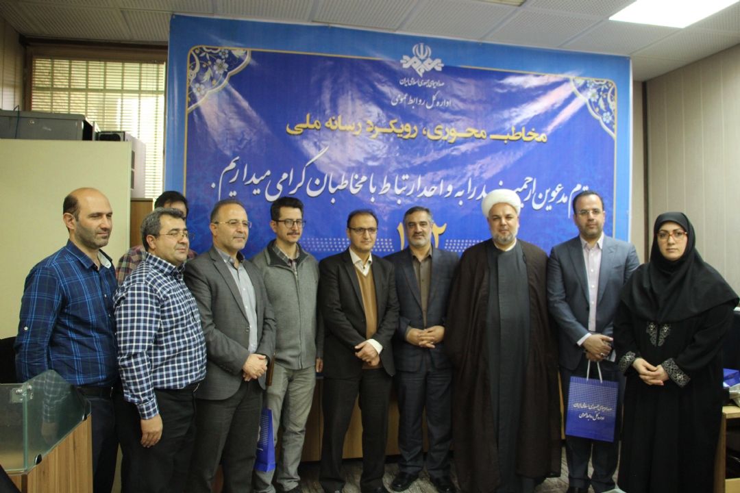 گفتگوی بی واسطه مدیران و برنامه سازان رادیو قرآن با مخاطبان