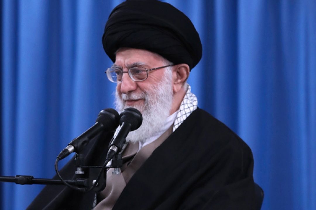 نصیحت رهبر انقلاب به حكام كشورهای اسلامی؛به ولایت الله بازگردید؛ ولایت آمریكا به كارتان نمی‌آید