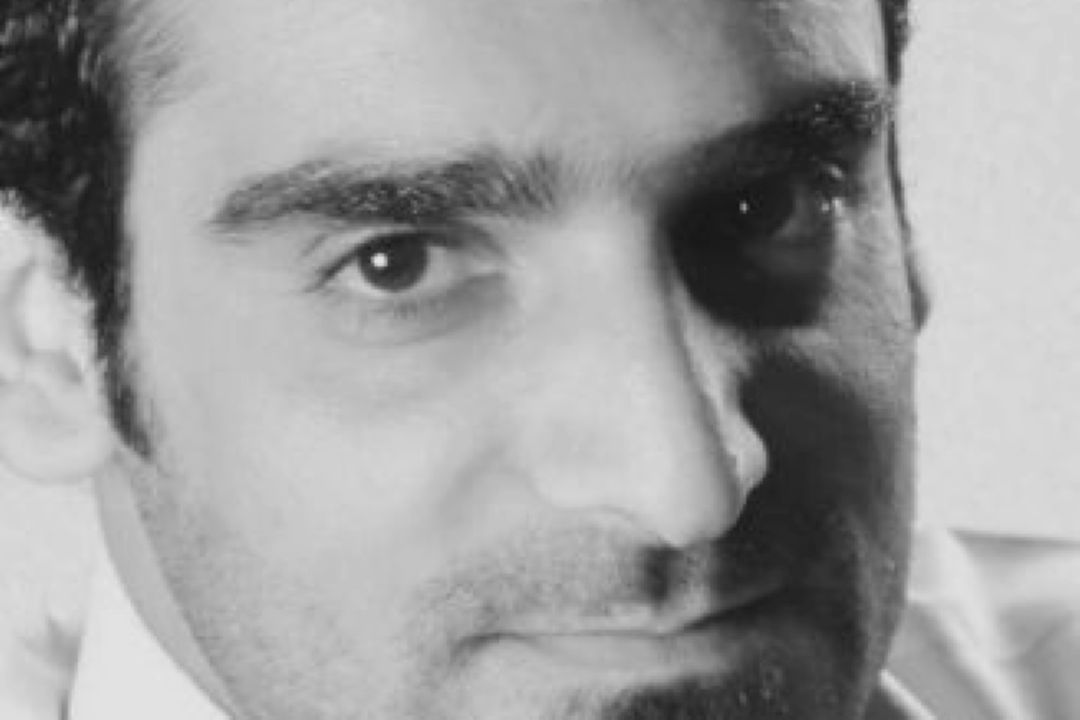  گفتگو با خواننده سرود چهل سالگی انقلاب