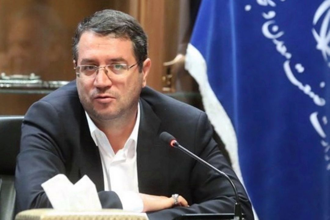 رحمانی در جلسه كمیسیون اصل 90 عنوان كرد؛ ​خودرو‌ها 5 درصد زیر قیمت بازار عرضه می‌شود 