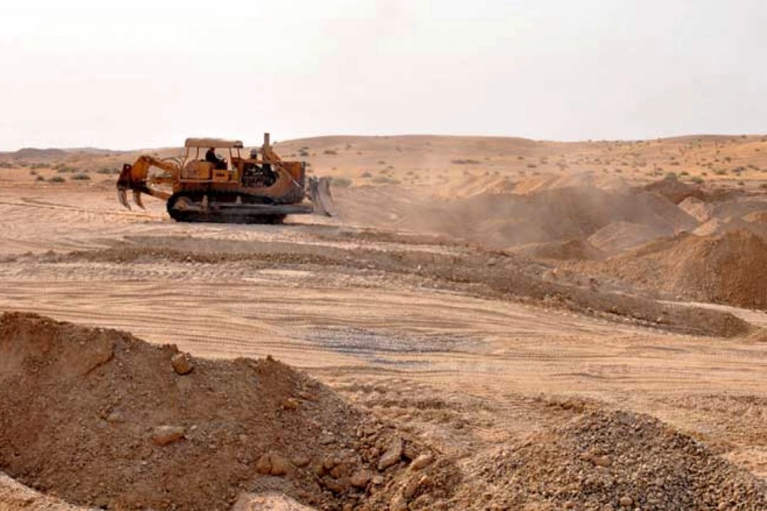  قاچاق خاك در كشور واقعیت دارد
