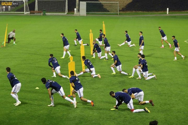 تمرین تیم ملی فوتبال در امارات محل بازیهای جام ملتهای آسیا 