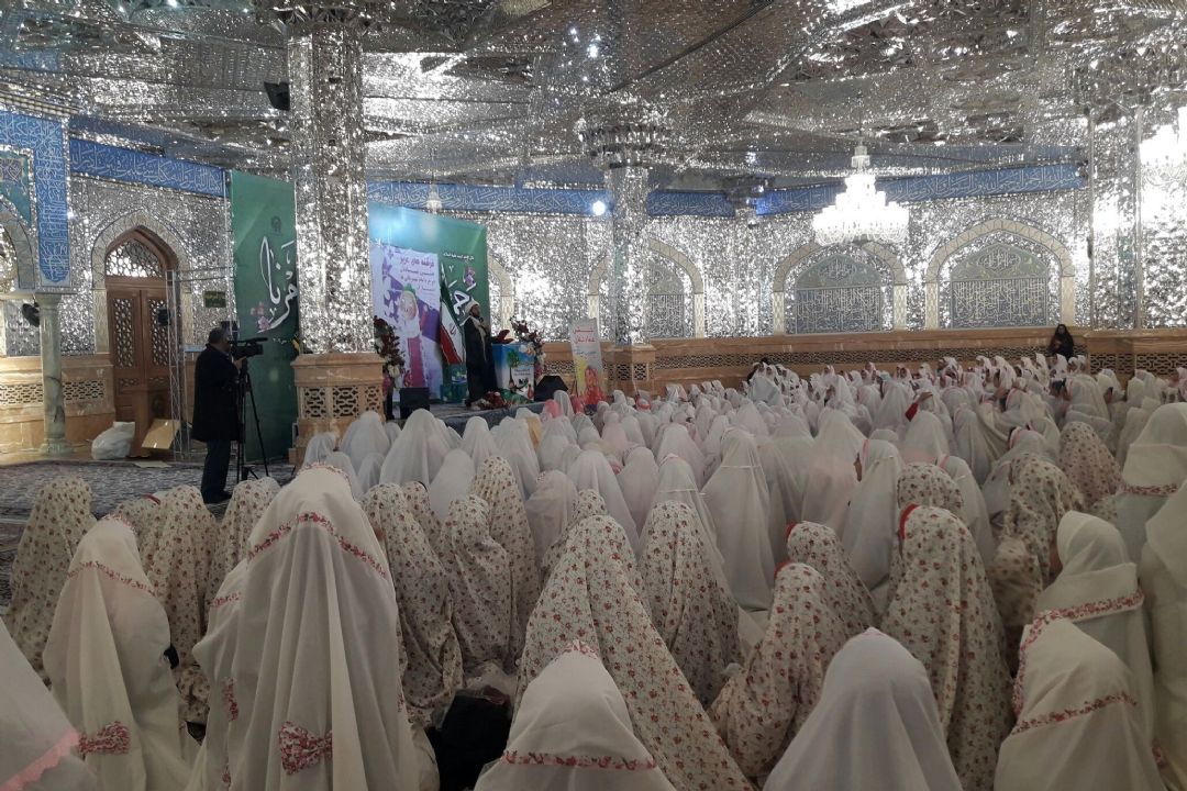 جشن تکلیف دختران در حرم مطهر رضوی 