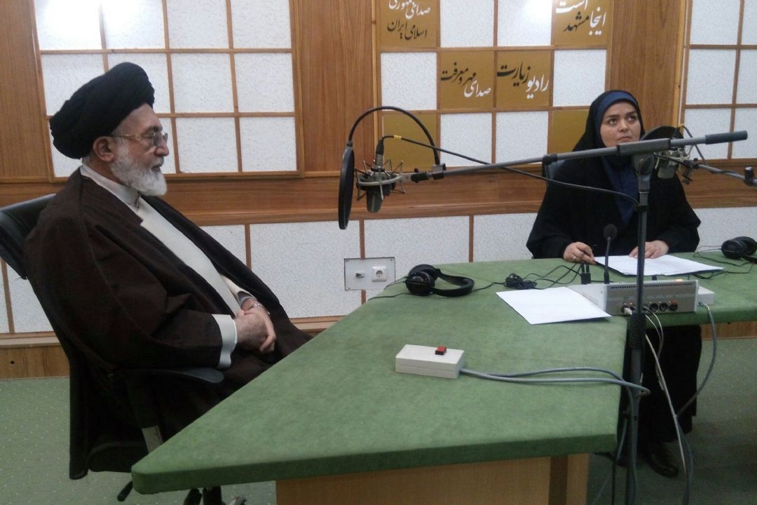 نماینده ولی فقیه در امور حج و زیارت ظهر امروز در گفتگوی ویژه خبری رادیو زیارت از راه اندازی عمره مفرده پس از حج تمتع 98 خبر داد.