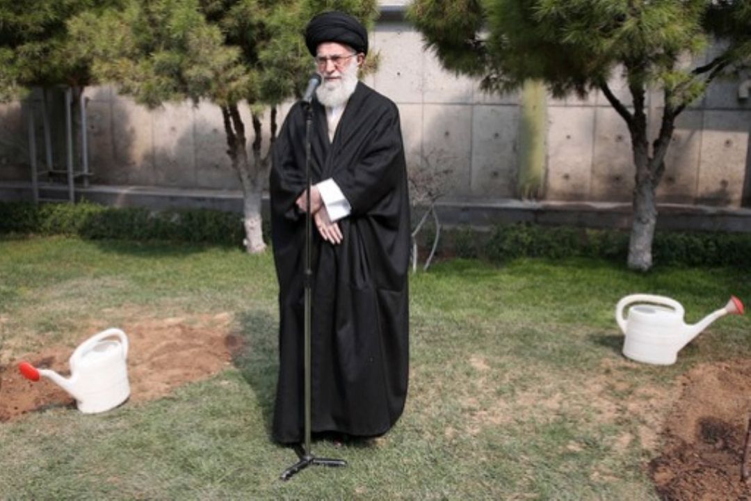 جنگل‌ها و منابع باید از دست‌اندازی سوداگران حفظ شود 