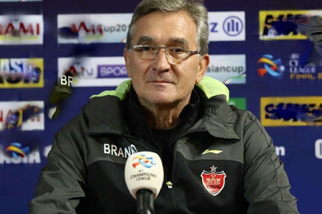 برانكو ایوانكوویچ، سرمربی تیم فوتبال پرسپولیس در نشست خبری پیش از بازی مقابل پاختاكور