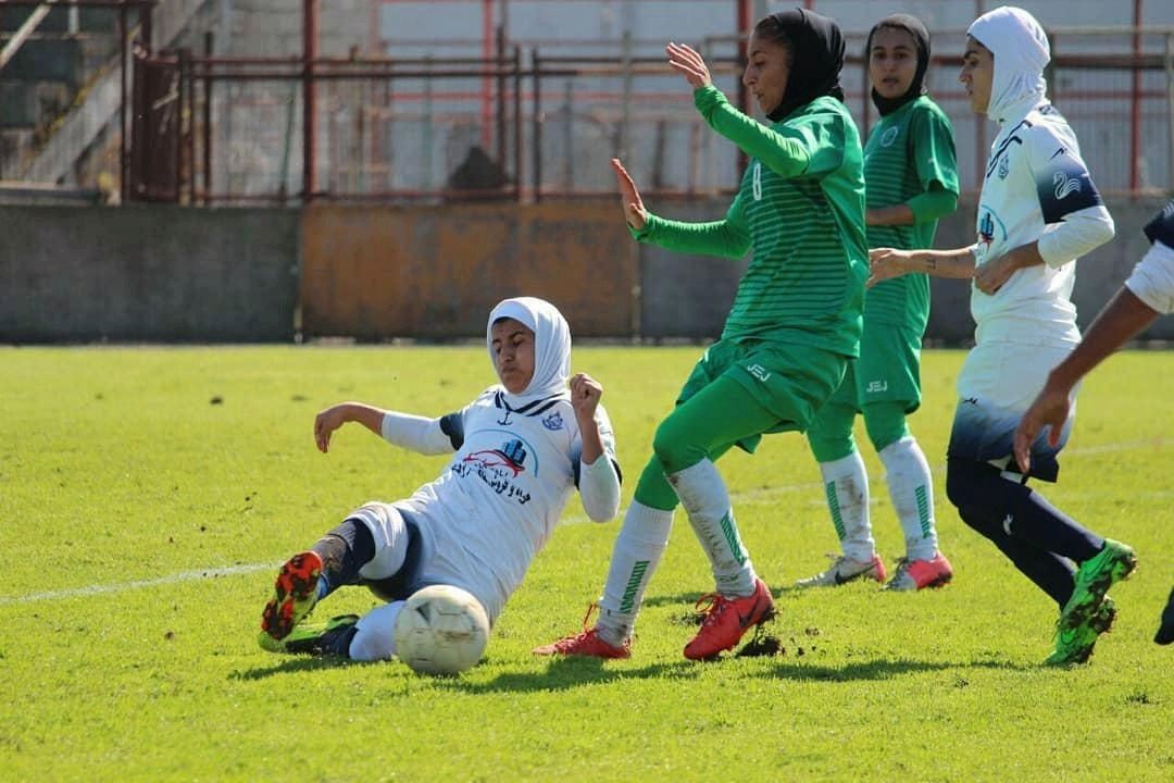 شكست تیم فوتبال ملوان در مرداب انزلی
