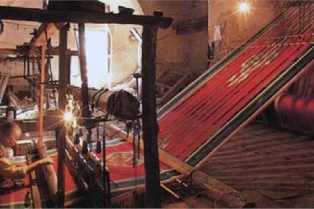نگاهی به تاریخچه بافت پارچه در ایران