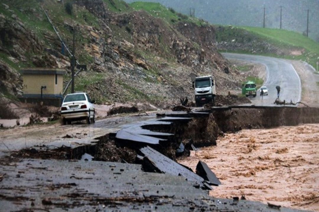 معضل كمبود امكانات در امداد رسانی استان لرستان فراوان بود