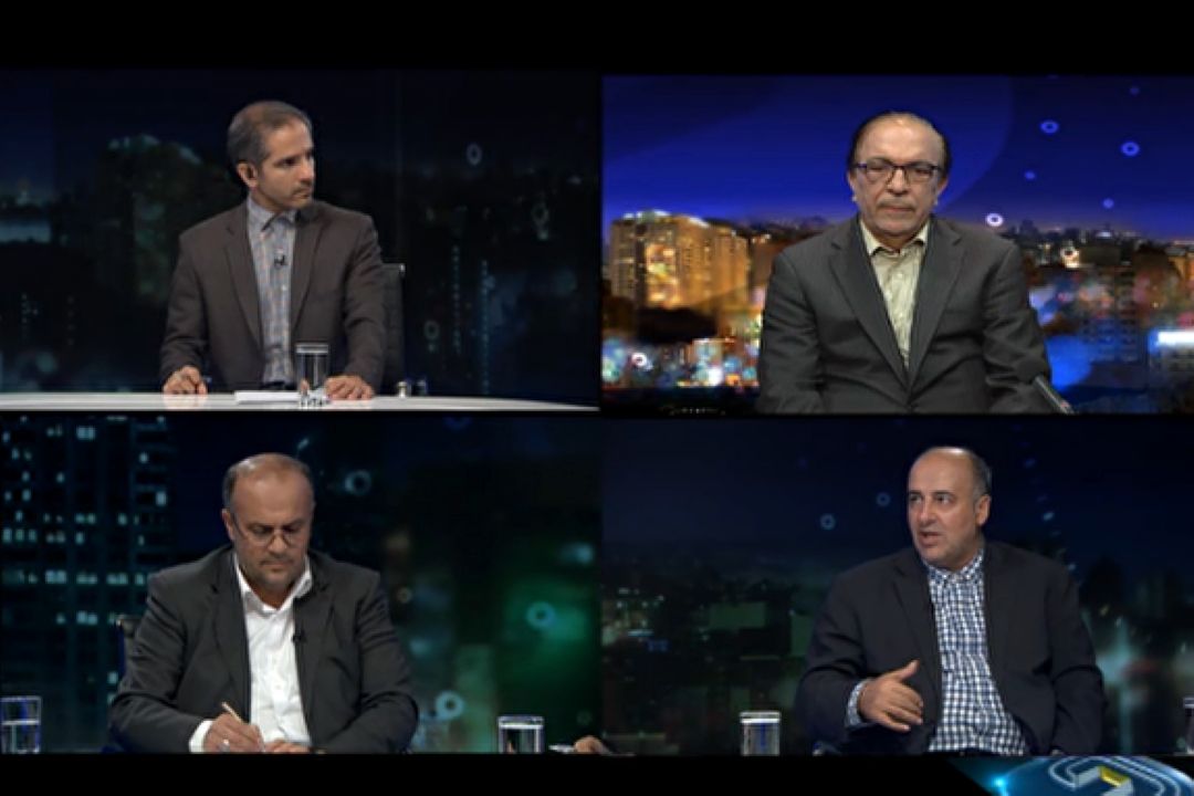 دولت سهامش در خودروسازی را واگذار كند 