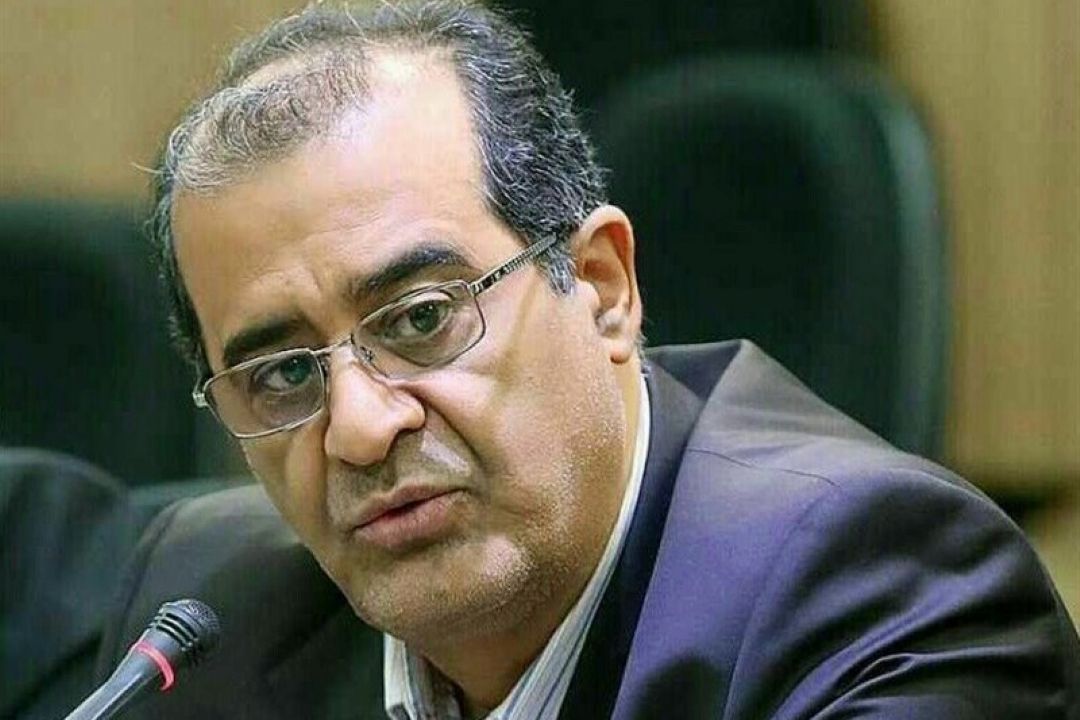 عده ای می‌خواهند تاریخ انقلاب را غیرواقعی منعكس كنند