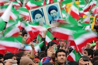 كلام الله و عترت؛ رمز پیروزی ملت ایران/ برخی مسئولان دچار خطای محاسباتی اند