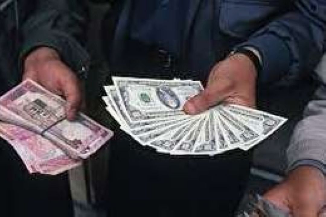 تقاضا در بازار ارز كاهش یافته است